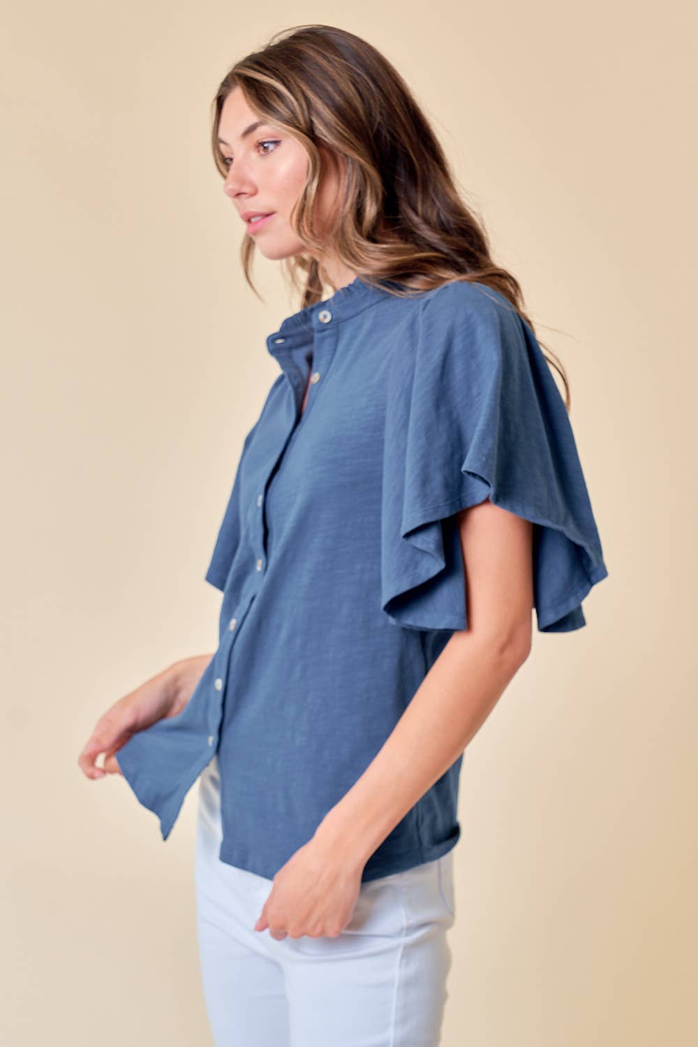 FLUTTER SLEEVE BLOUSE