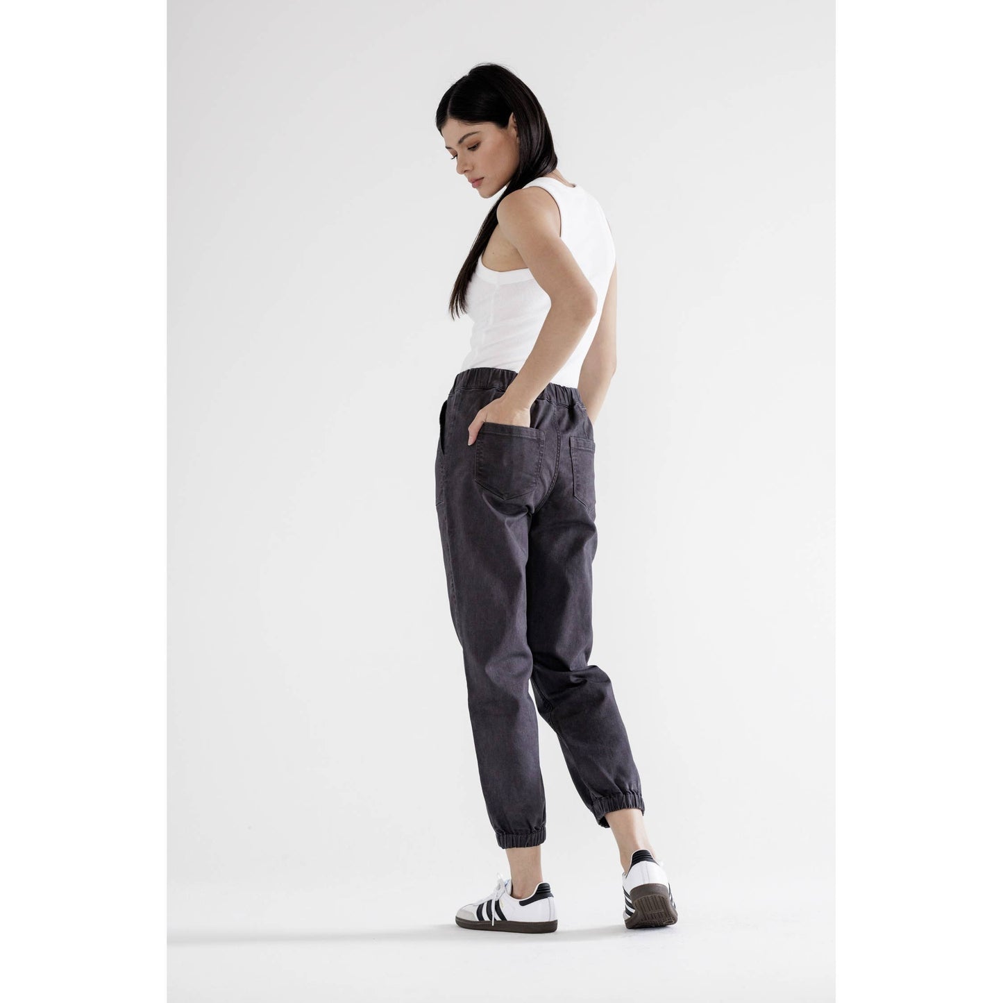 MICA HIGH RISE JOGGER CROP: CHARCOAL GREY