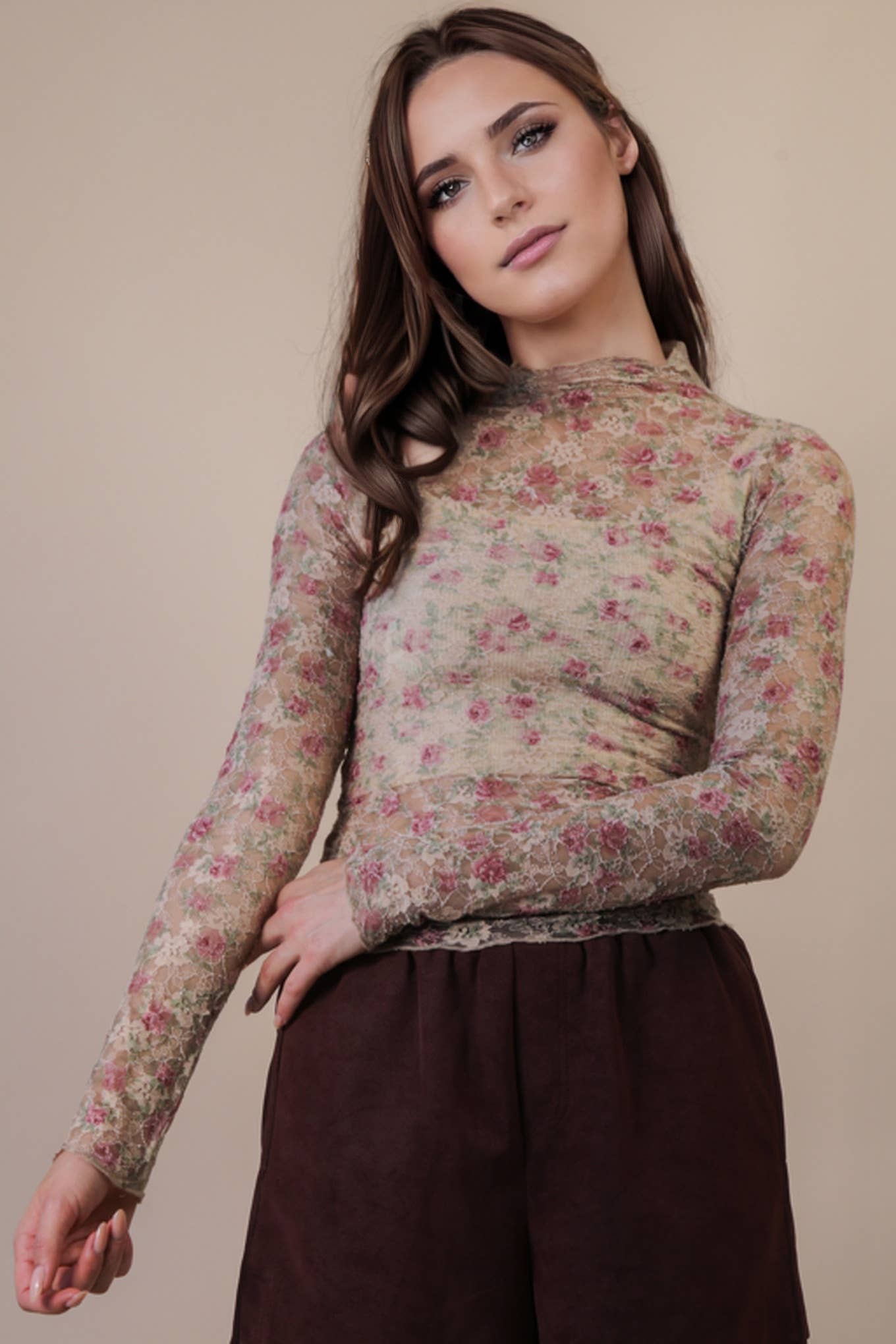 Fitted Sheer Mesh Lace Knit Top: CHAMPAGNE