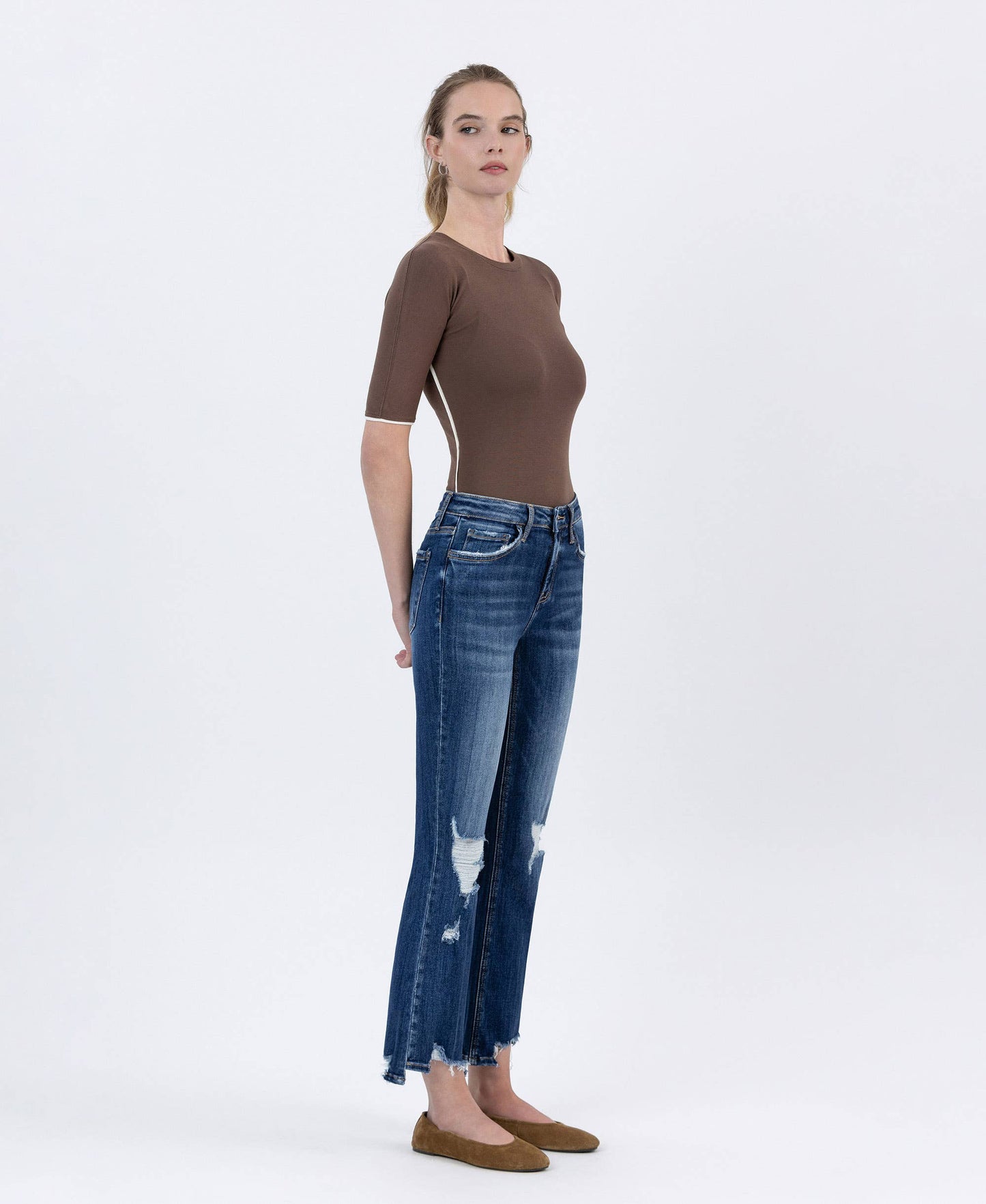 LV1163: MID-RISE DESTROYED HEM CROP KICK FLARE JEANS