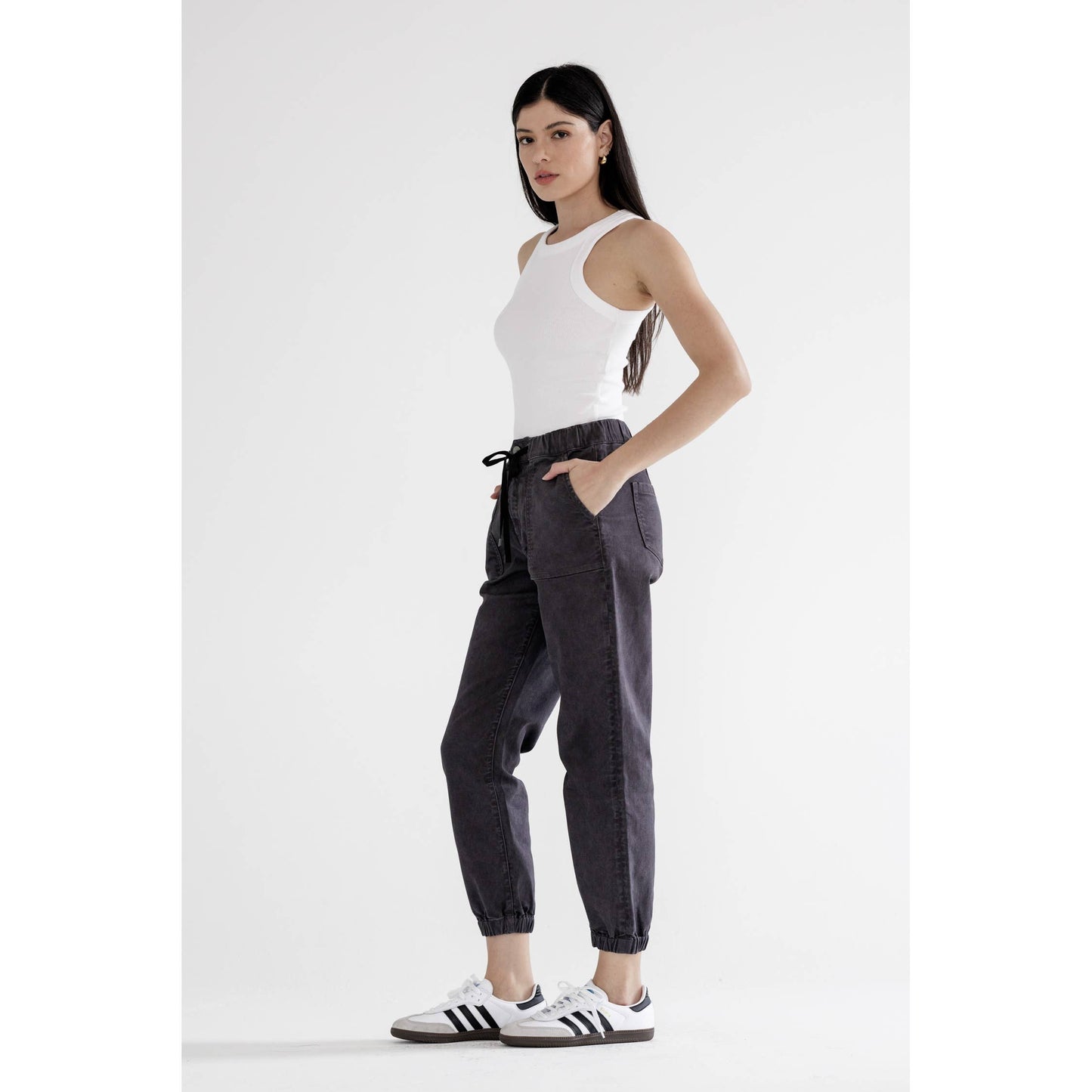 MICA HIGH RISE JOGGER CROP: CHARCOAL GREY