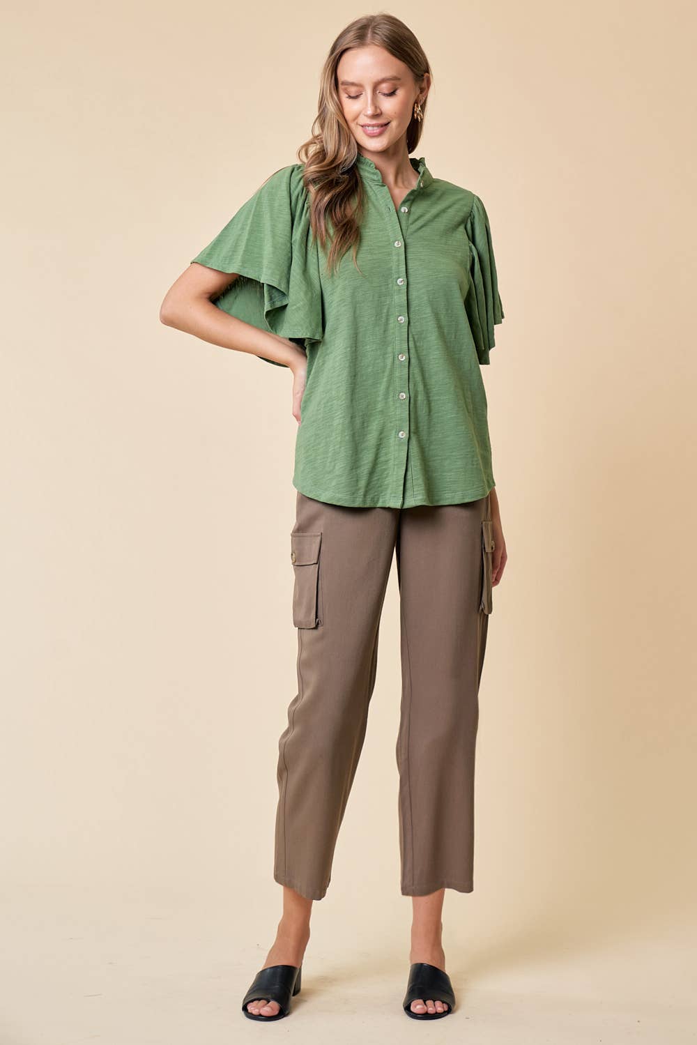 FLUTTER SLEEVE BLOUSE