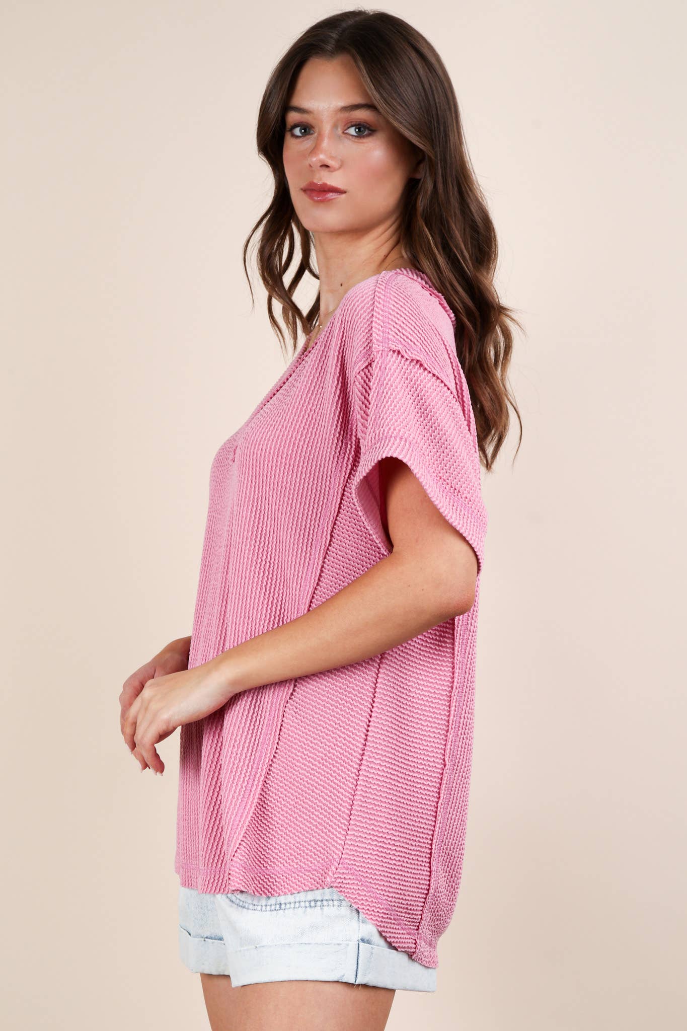 Curvy Ribbed Knit V-neck Top