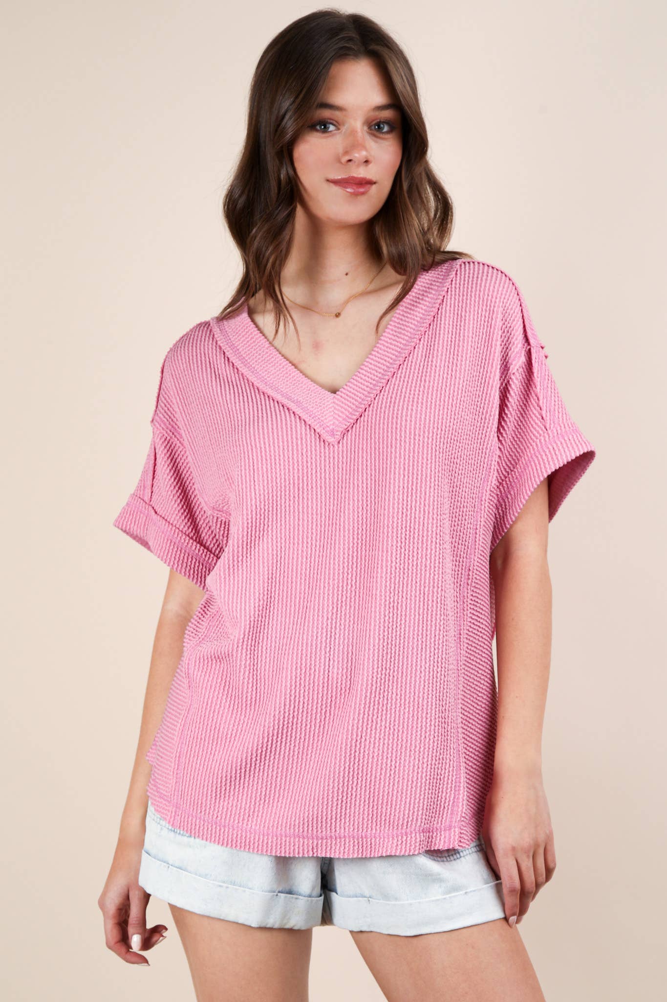 Curvy Ribbed Knit V-neck Top