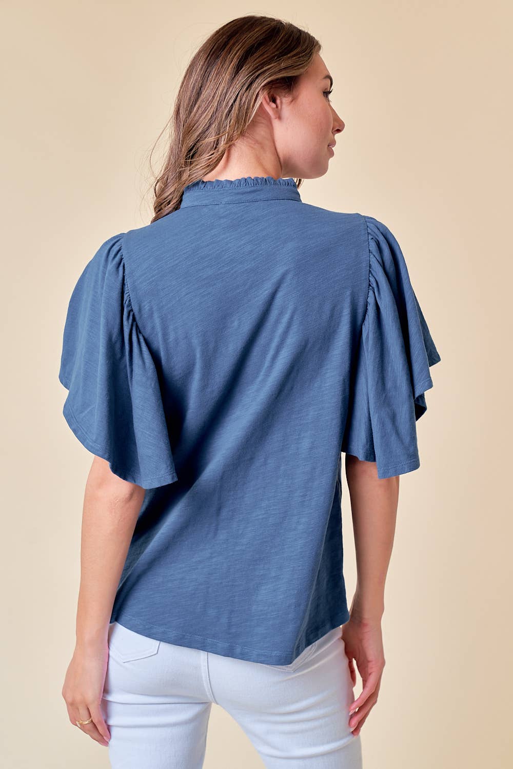 FLUTTER SLEEVE BLOUSE