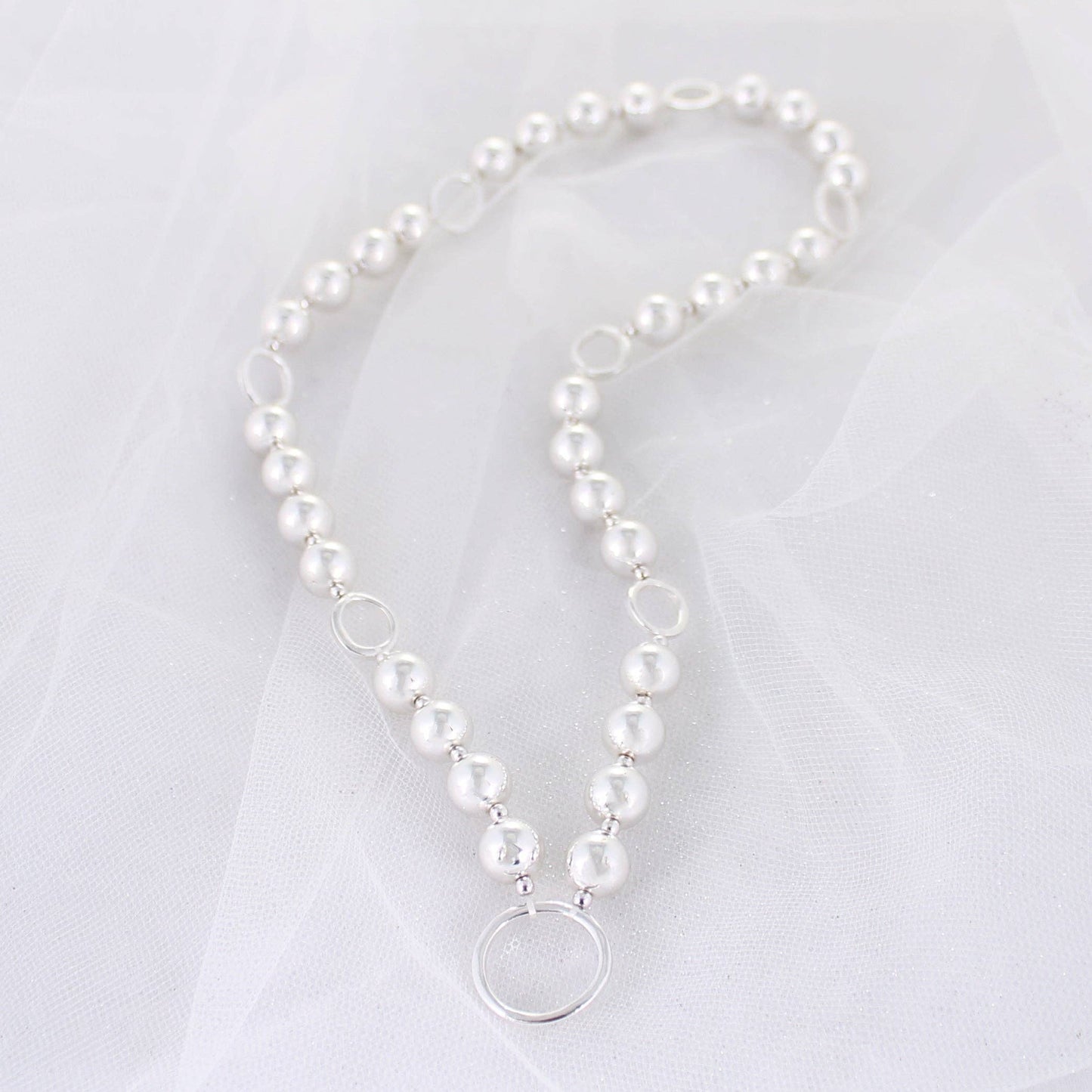 Silver Bead Stretch Necklace w/ Circle Links