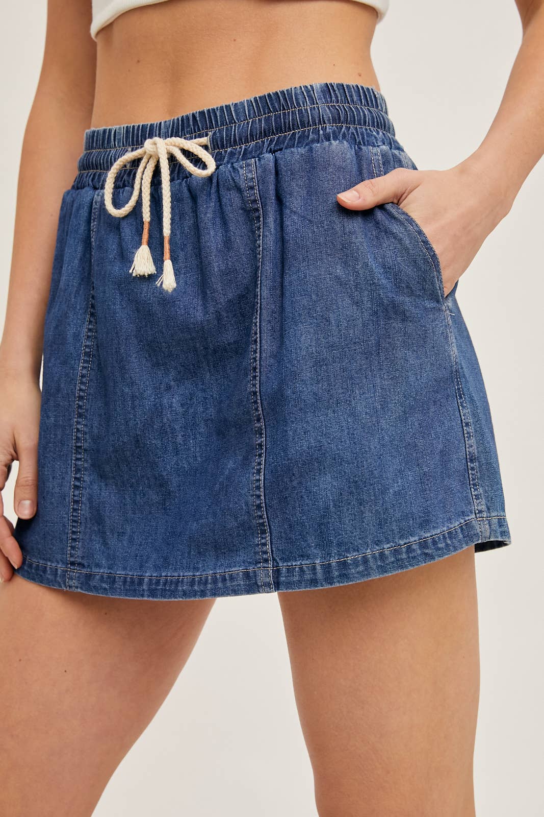 DENIM DRAWSTRING SKORT