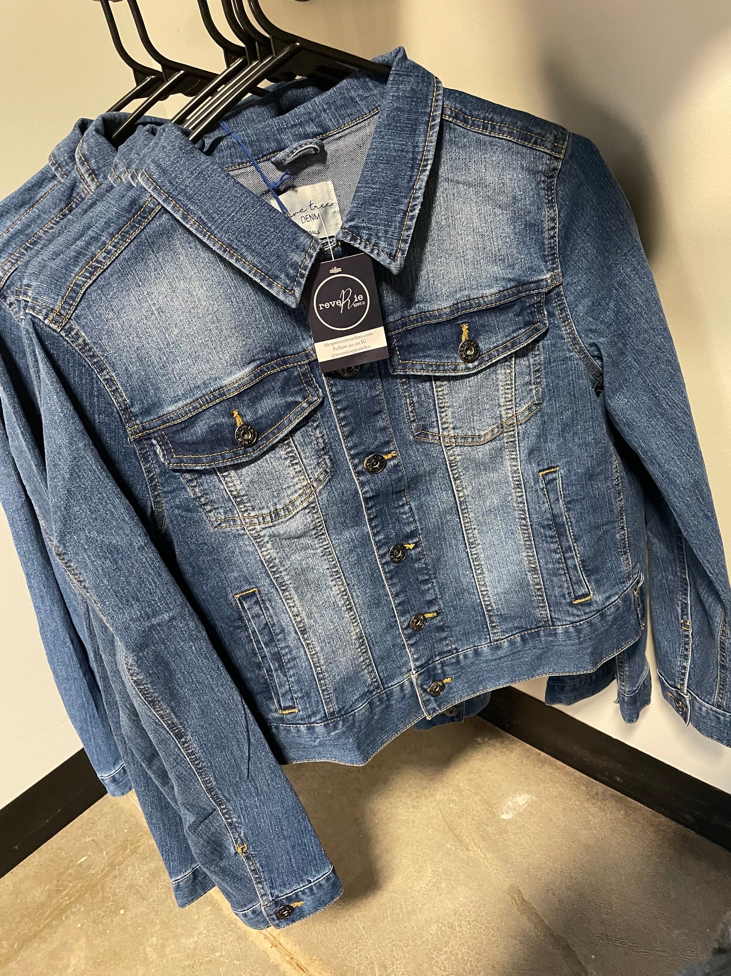 Classic Stretch Denim Jacket