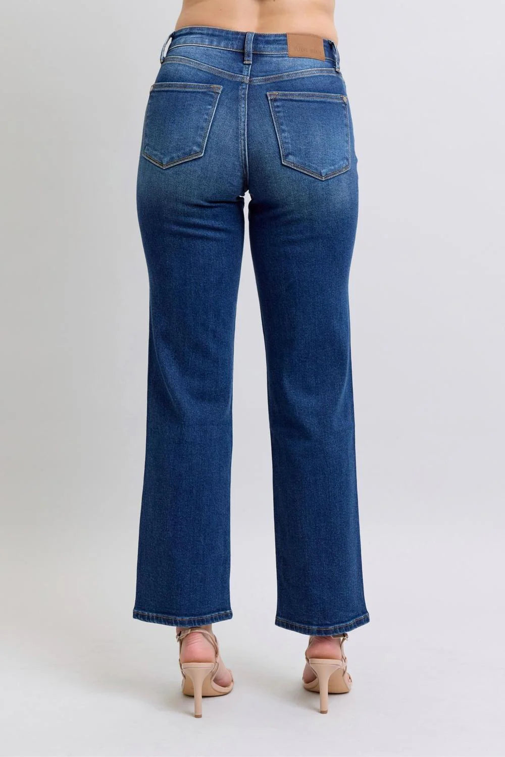 JB82629: Mid-Rise Side Seam Detail Straight Jeans