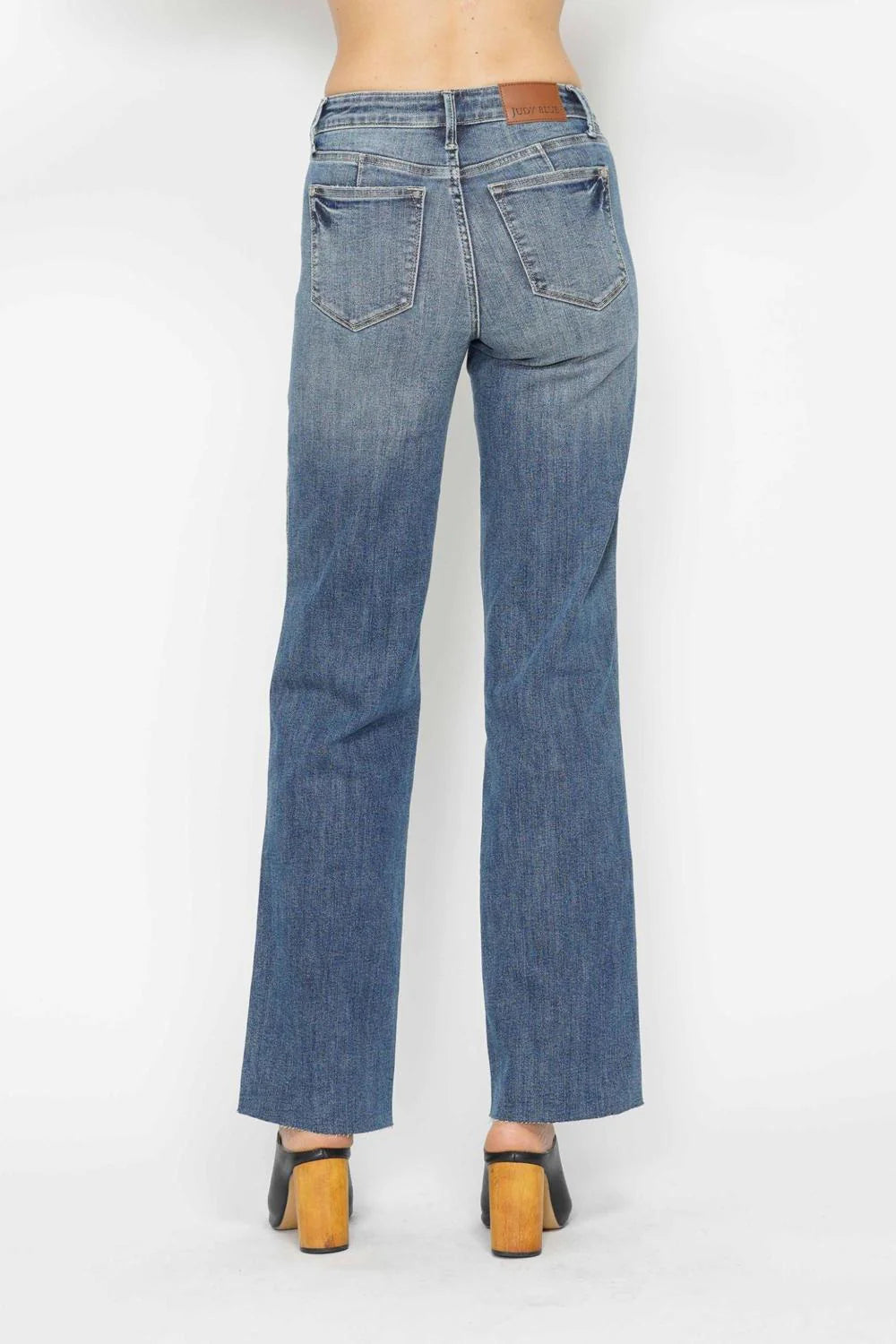 JB88870: Tummy Control Straight Jeans