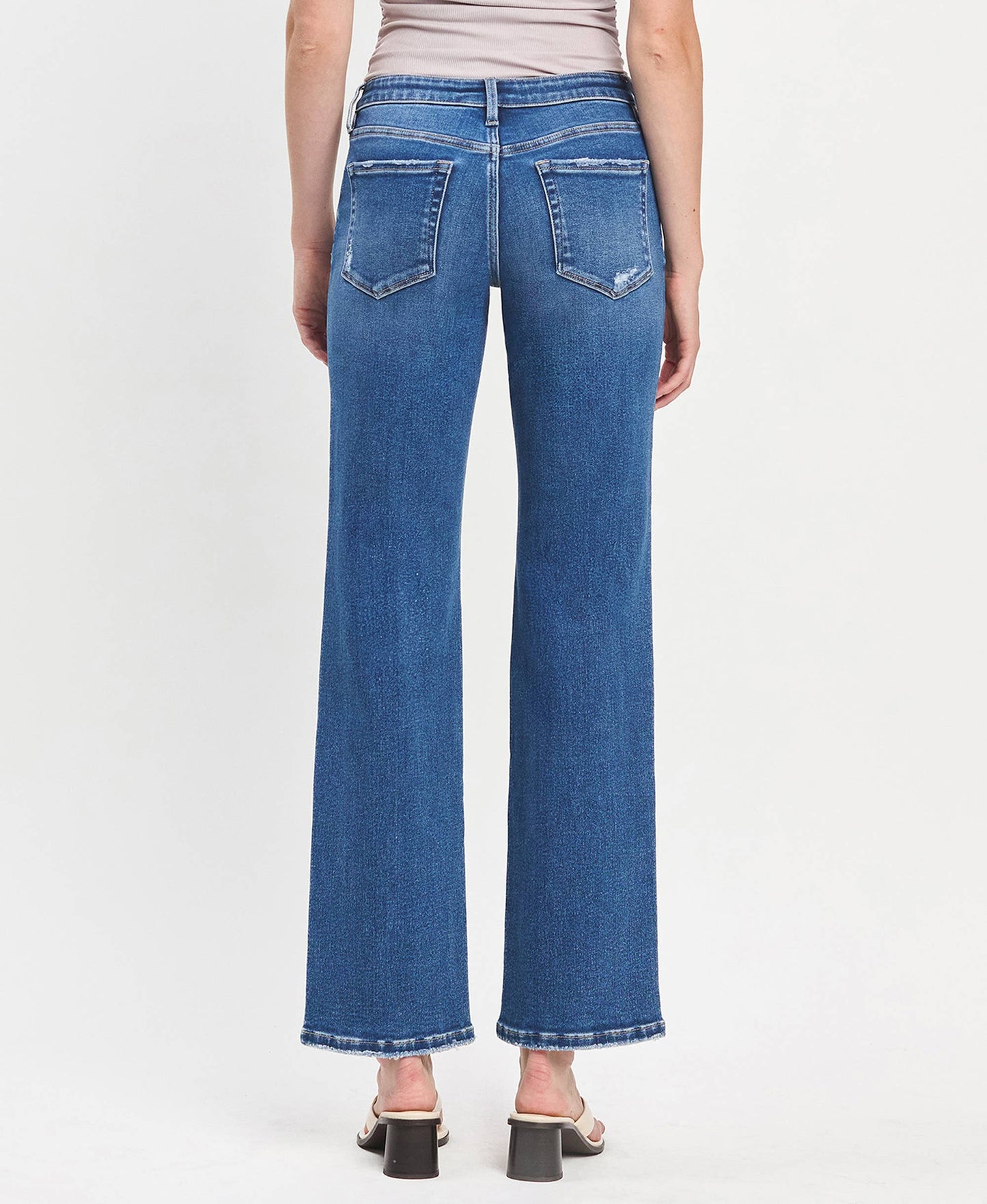 LV1488: MID RISE FULL LENGTH STRAIGHT LEG JEANS