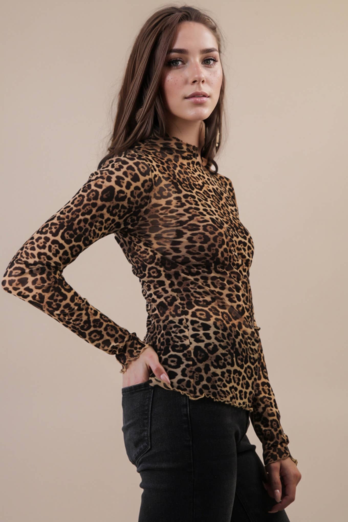 Fitted Sheer Mesh Lace Knit Top: CHAMPAGNE