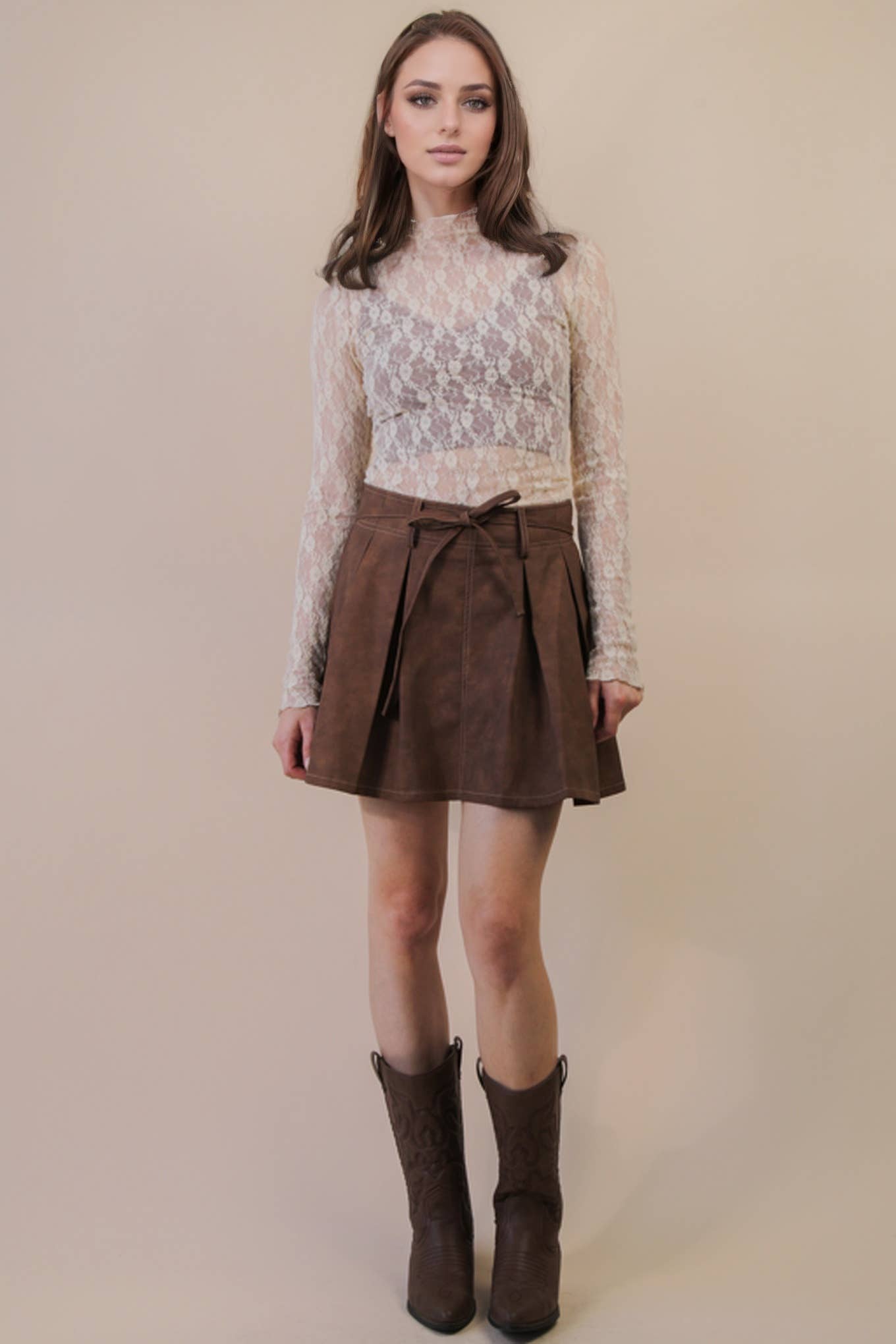 Fitted Sheer Mesh Lace Knit Top: CHAMPAGNE