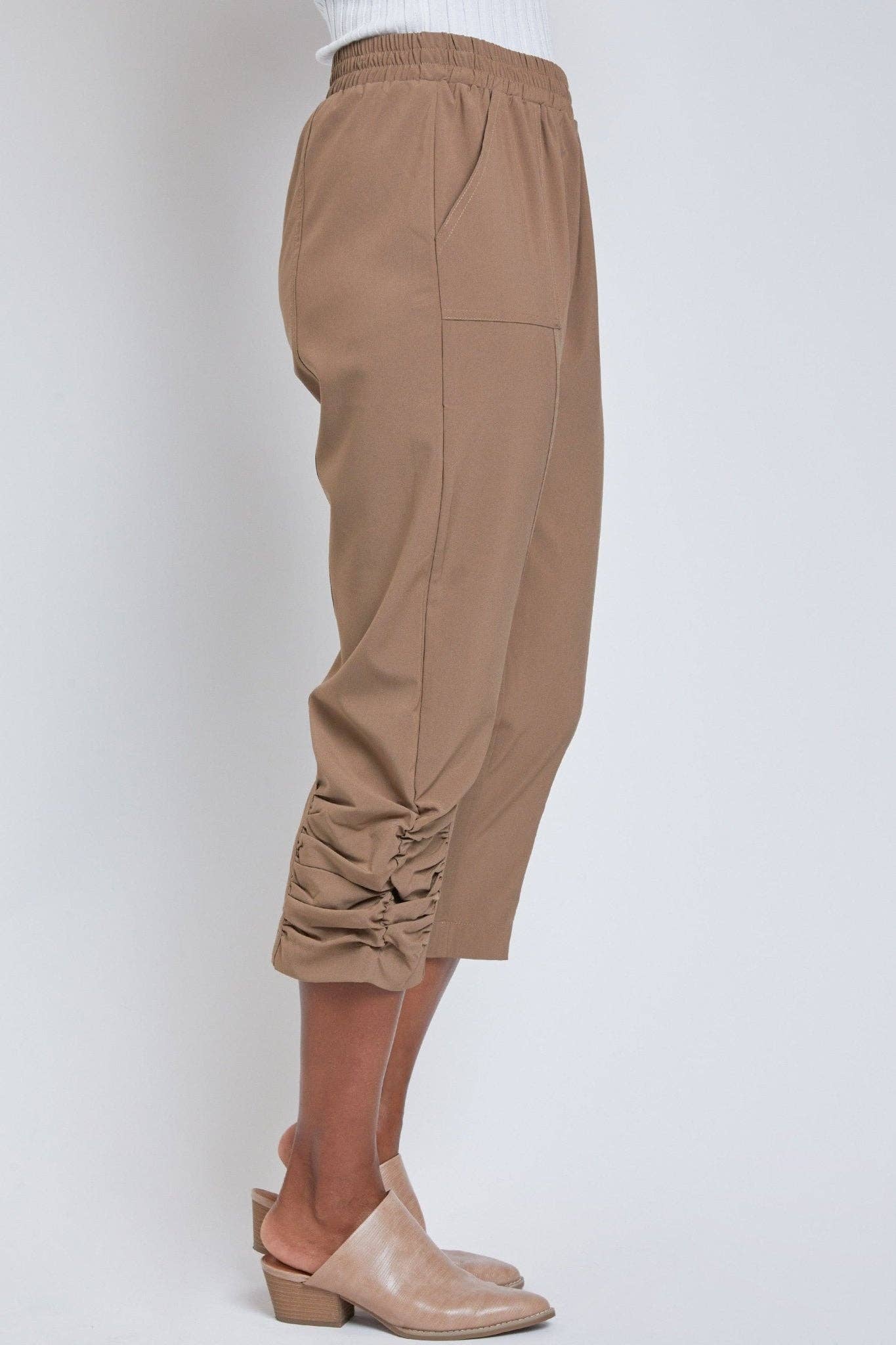 Ruched-ankle Crop Pants