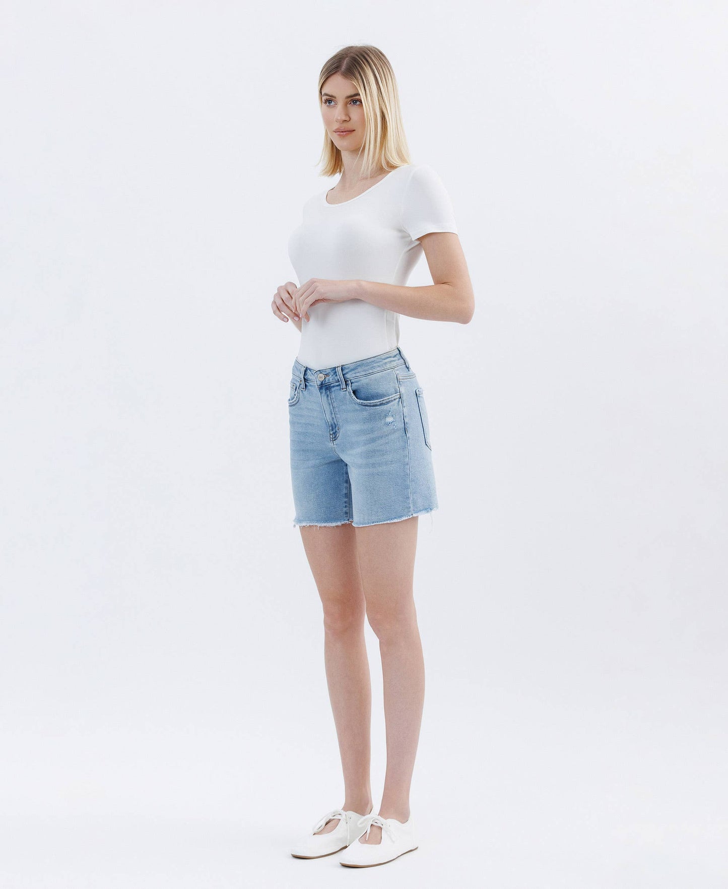 LV1726: HIGH RISE RAW HEM MIDI SHORTS