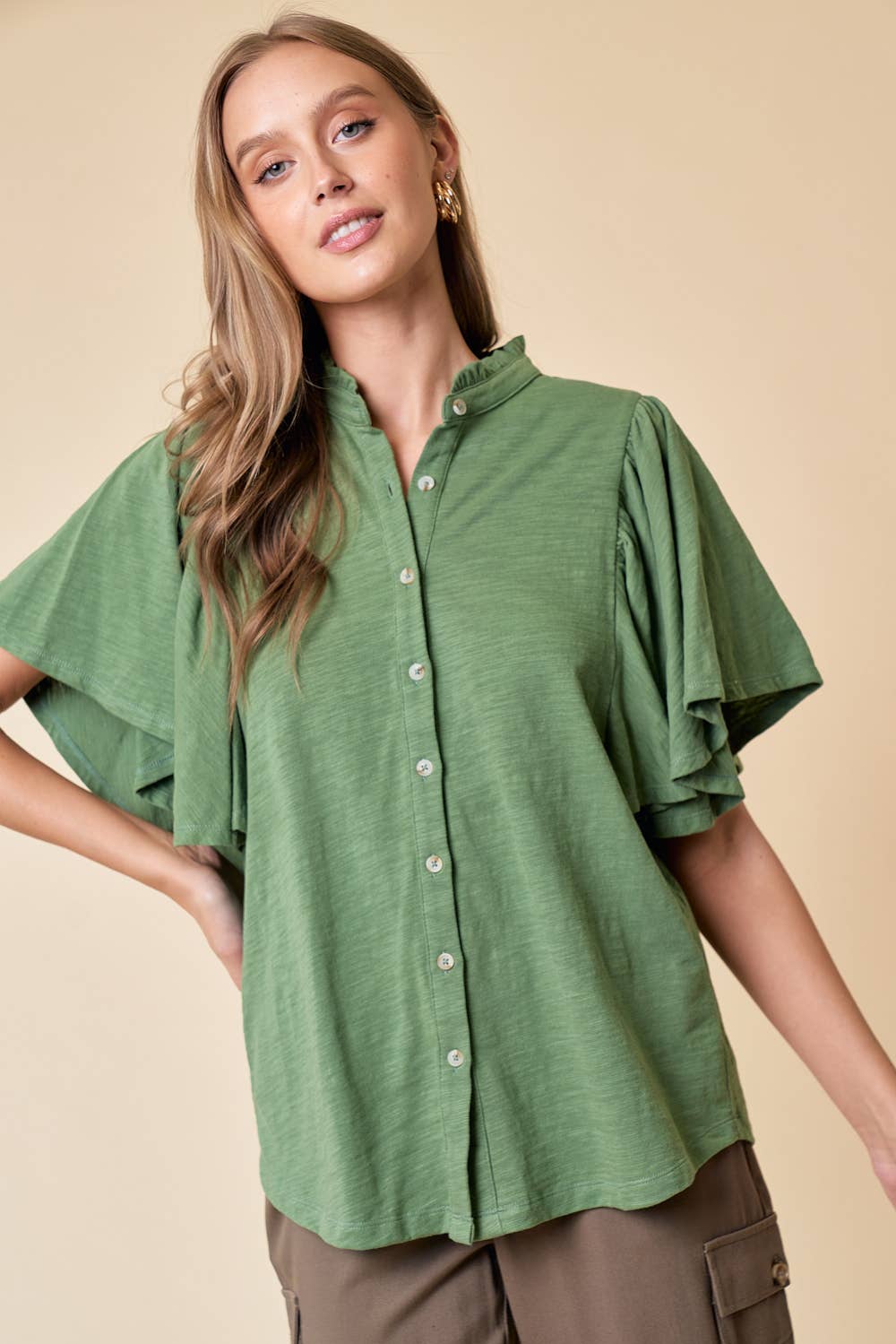 FLUTTER SLEEVE BLOUSE