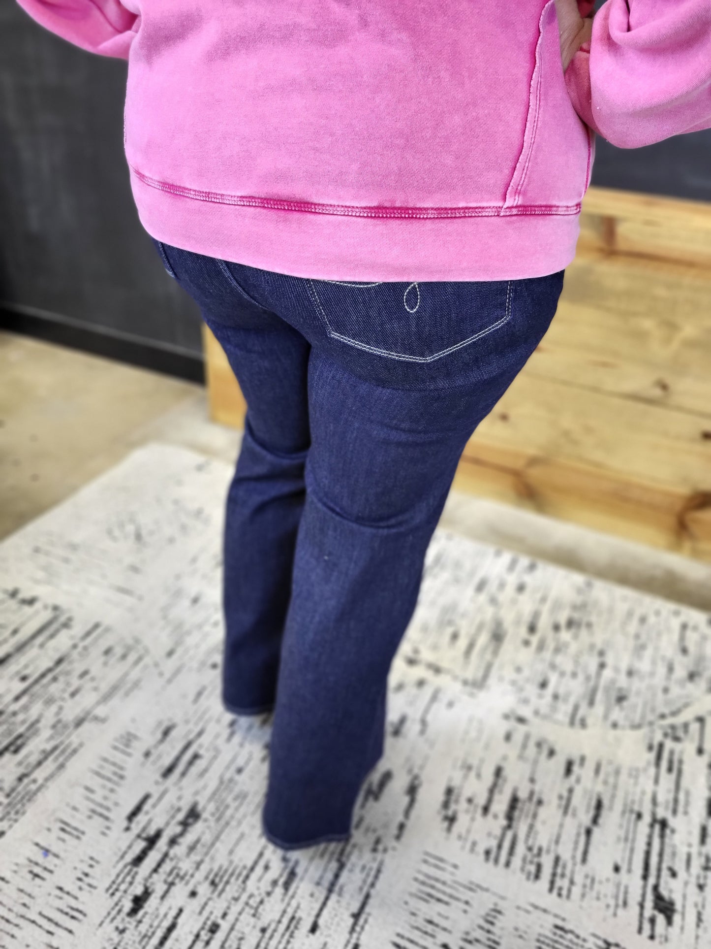 Kaylee Risen Jeans - HIGH RISE SLIM STRAIGHT JEANS