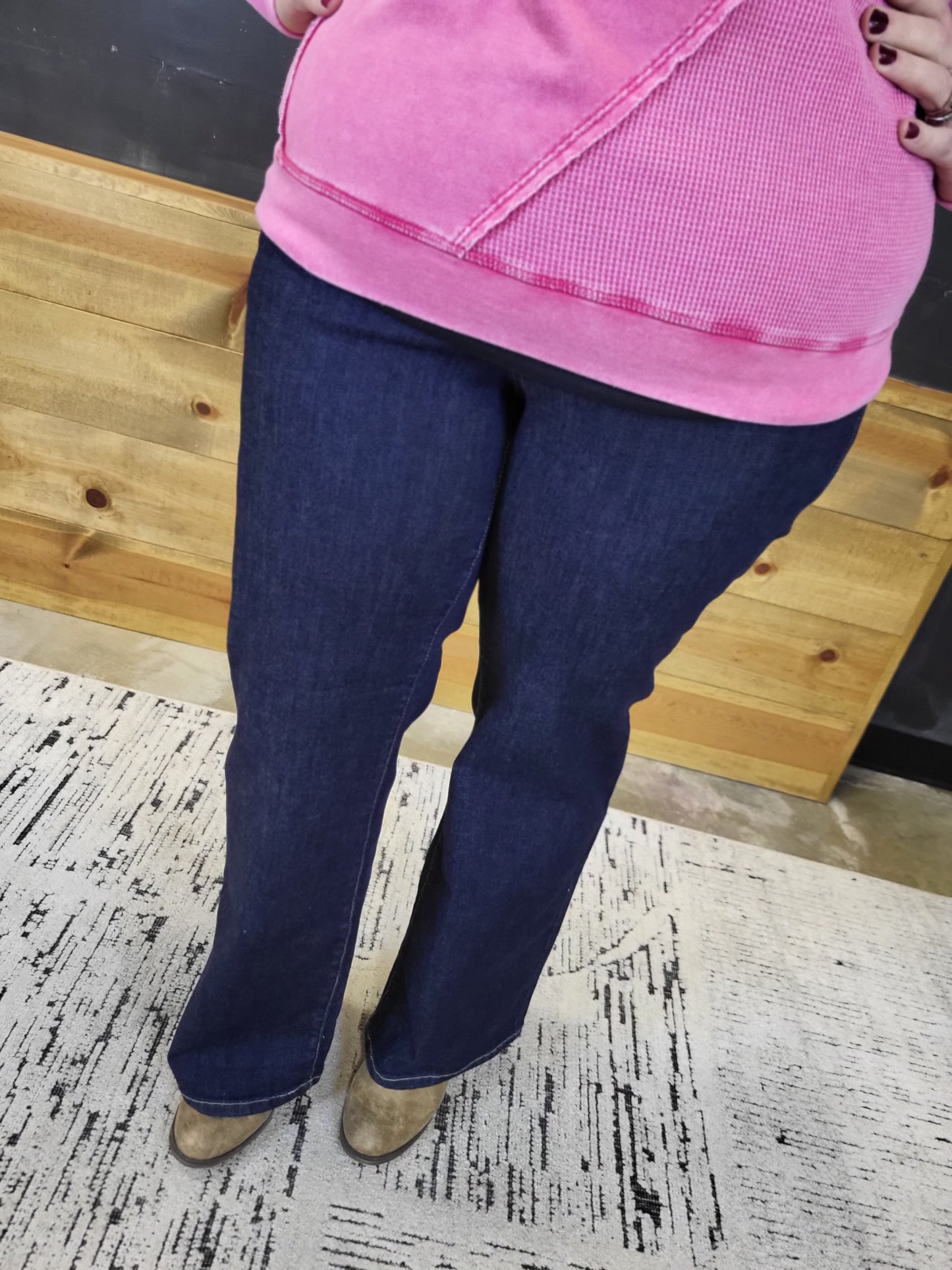 Kaylee Risen Jeans - HIGH RISE SLIM STRAIGHT JEANS