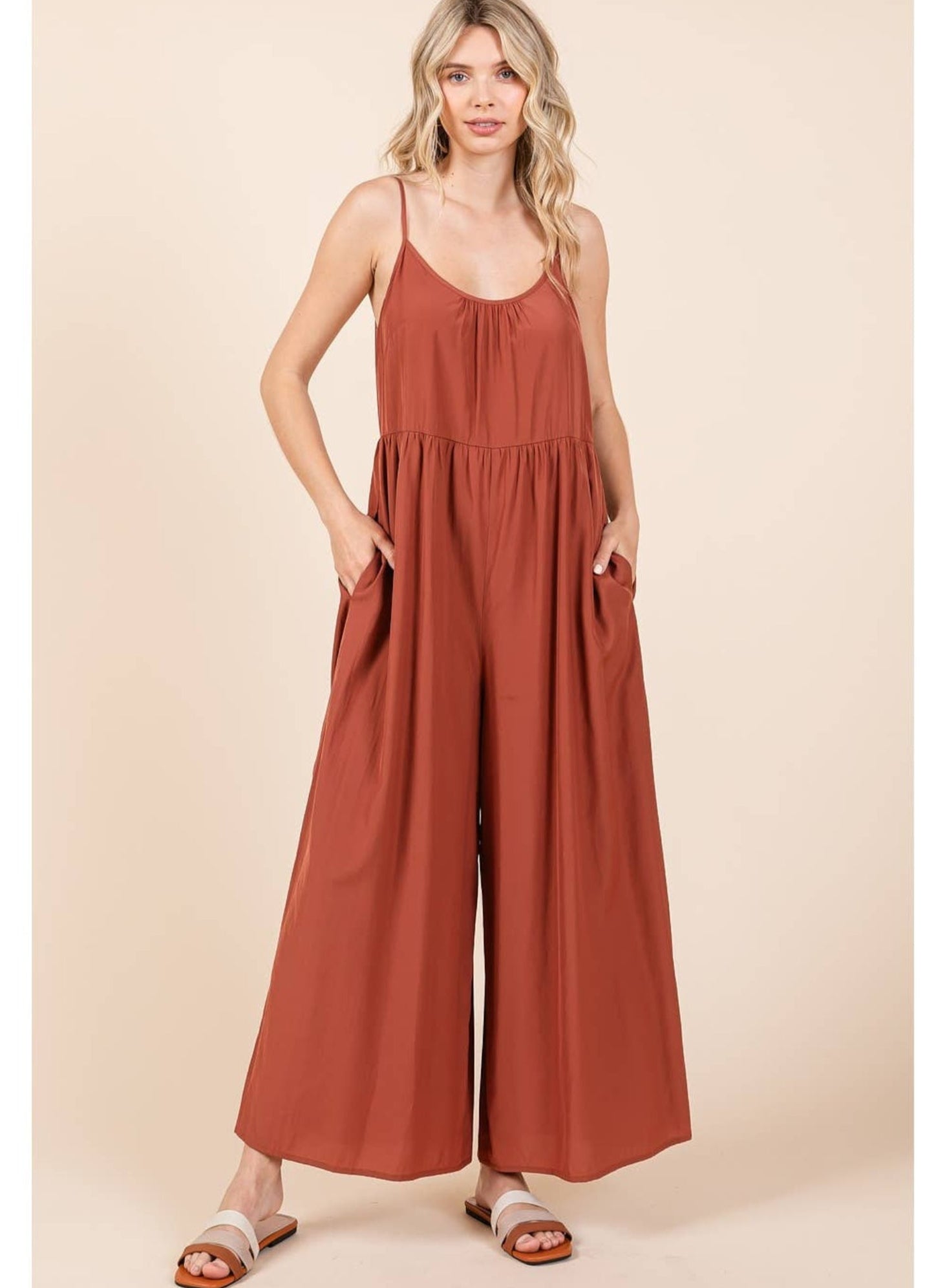 WIDE LEG SCOOP NECK JUMPSUIT