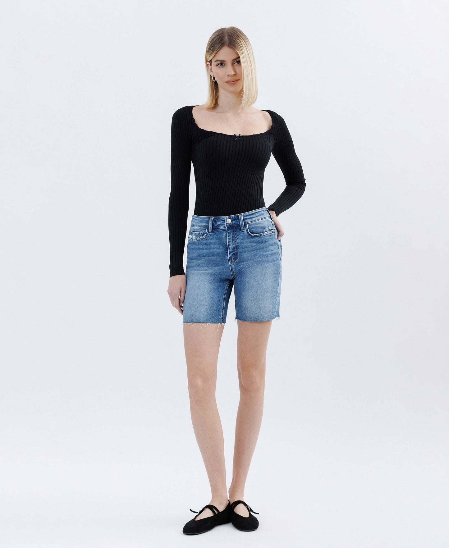 LV1659: HI-RISE RAW HEM BERM SHORTS