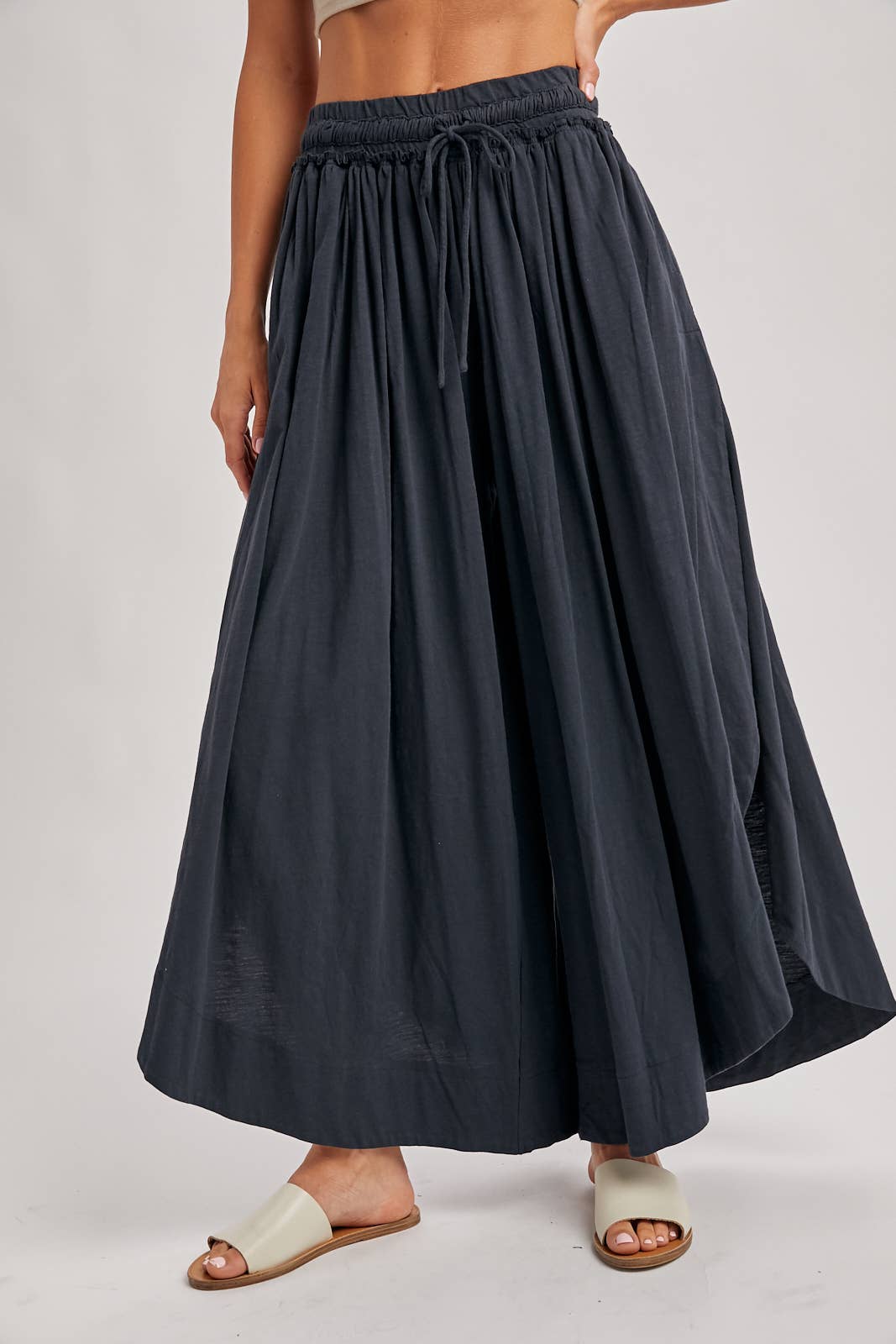 SIDE SLIT WIDE LEG PANTS