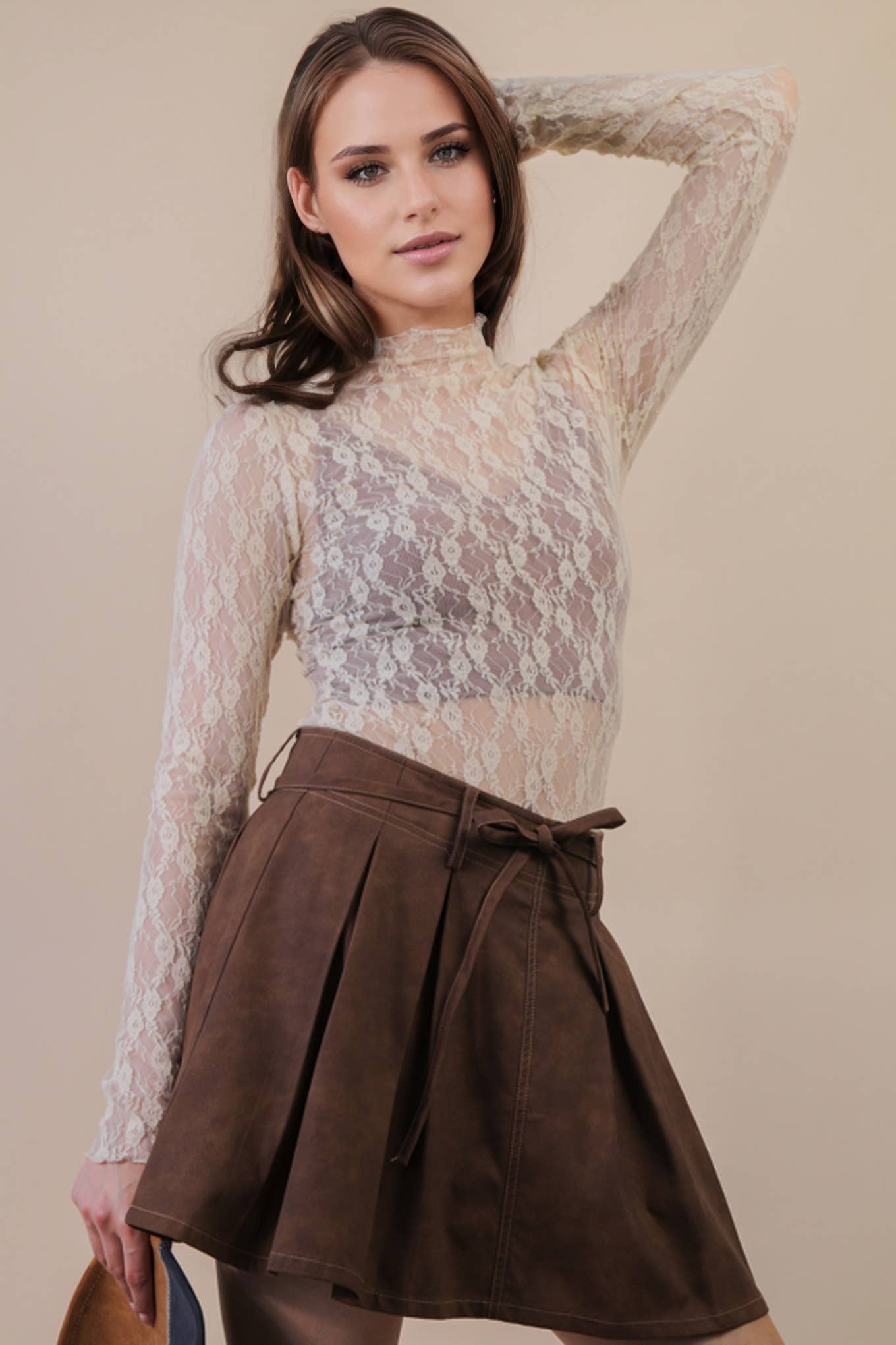 Fitted Sheer Mesh Lace Knit Top: CHAMPAGNE