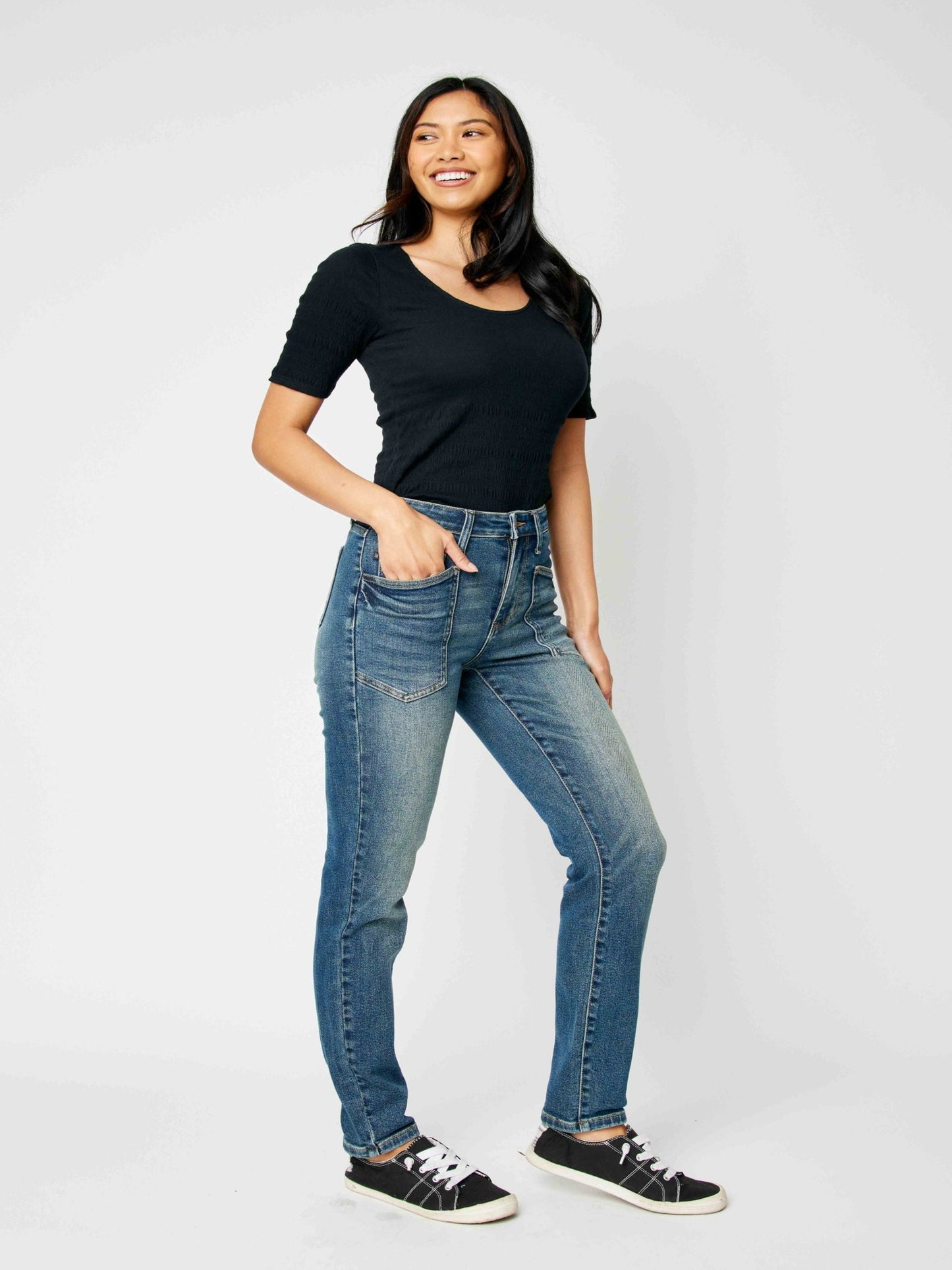 Judy Blue: 88687 High Waist Classic Relaxed