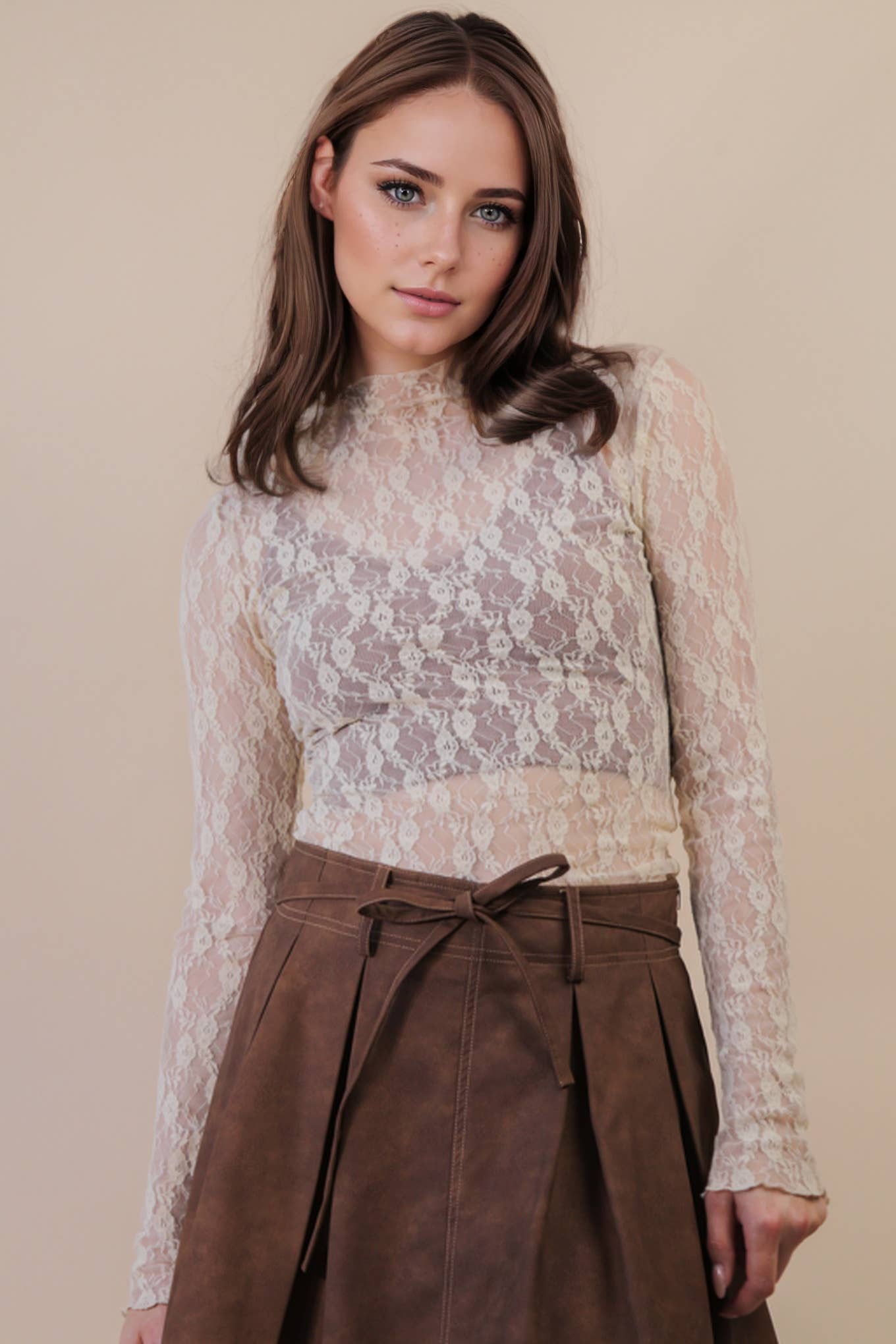 Fitted Sheer Mesh Lace Knit Top: CHAMPAGNE